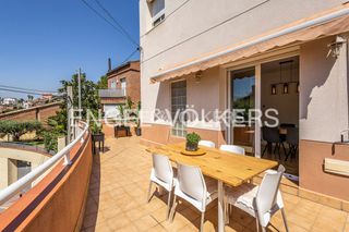 Miete Etagenwohnung in La Miranda. Casa amueblada con gran terraza y vistas