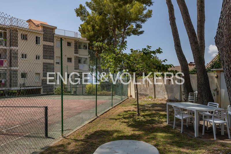 Foto 7a0d3941-823a-4630-9d42-35a05a749e5d. Pis amb calefacció aparcament piscina a Bellamar Castelldefels