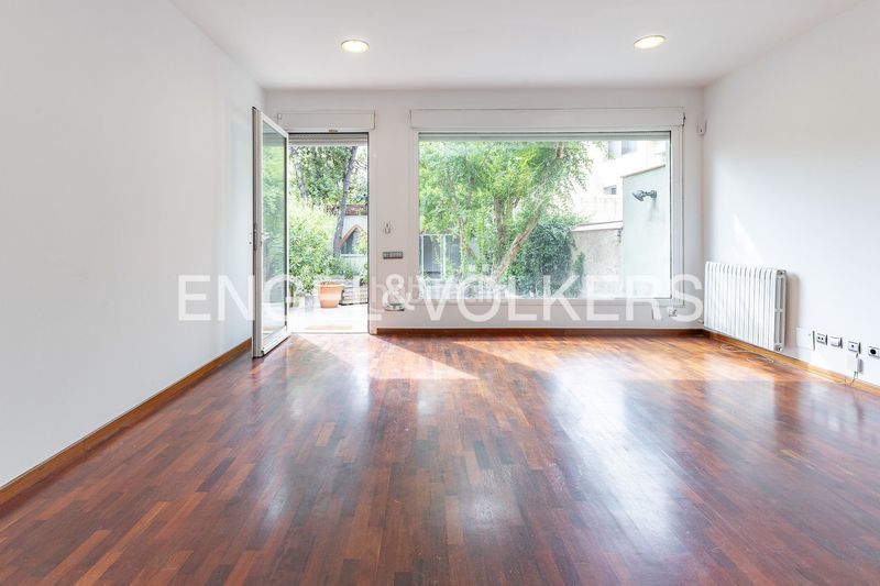 Foto 41c22512-9865-473b-a90f-ecf608166fd5. Casa adossada amb calefacció aparcament a Can Llong Sabadell