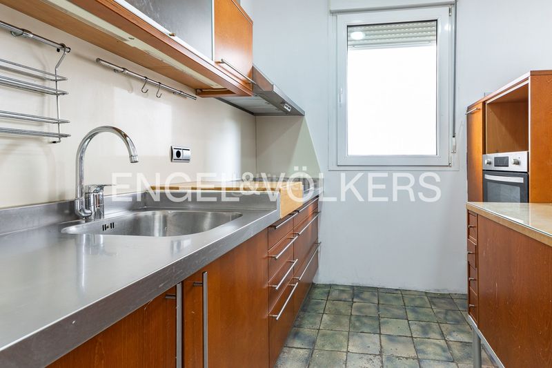Foto a17c5950-8168-49f3-a482-eb49b8af4c3a. Casa adossada amb calefacció aparcament a Can Llong Sabadell