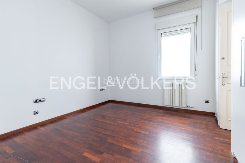 Foto a8b2467f-2113-495c-97cc-047e0627728d. Casa adossada amb calefacció aparcament a Can Llong Sabadell