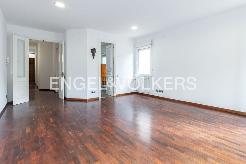 Foto c8d2f607-4af0-4a70-a0b5-7773c2ce2605. Casa adossada amb calefacció aparcament a Can Llong Sabadell