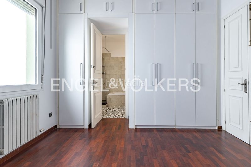 Foto e2f3570e-60db-467b-95ce-981d2d5ed546. Casa adossada amb calefacció aparcament a Can Llong Sabadell