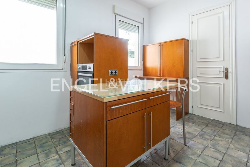 Foto ea6460f4-d16c-4c58-aaa7-004a80934ed4. Casa adossada amb calefacció aparcament a Can Llong Sabadell