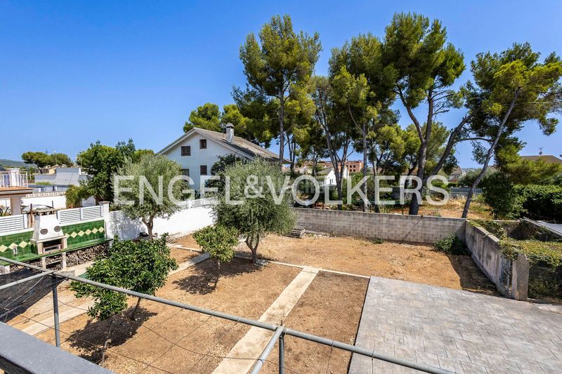 Foto 4dfec5b9-e196-4a90-b0ff-c8a5052f103b. Casa amb calefacció a Els Masos - Els Garrofers Coma-ruga
