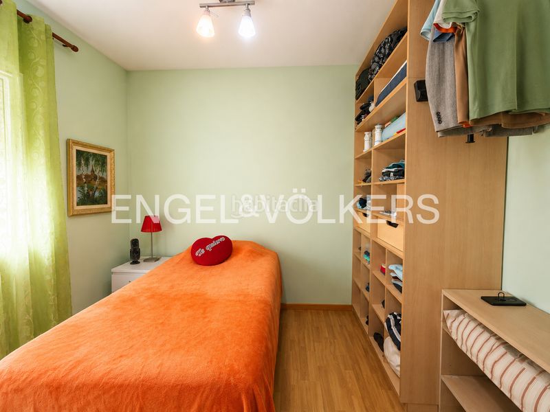 Foto 4e9fa6bb-7d86-471a-9069-59a1e1575cdc. Casa amb calefacció aparcament piscina a terrabrava - Tordera parc Tordera