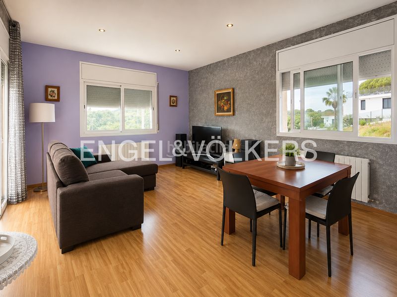 Foto 985bca35-b413-4695-bd57-6d1e6329e988. Casa amb calefacció aparcament piscina a terrabrava - Tordera parc Tordera