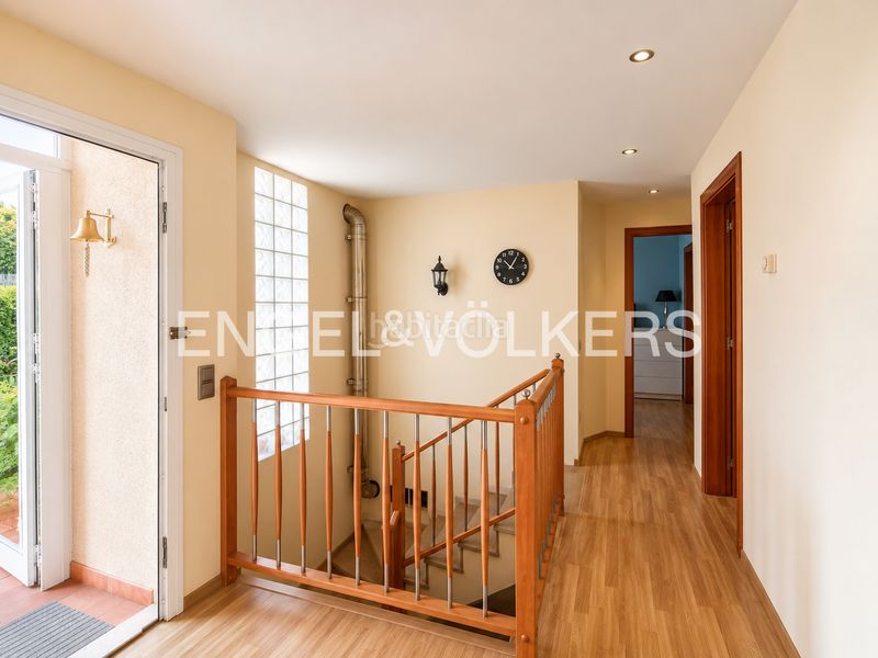 Foto cc643e48-e487-4305-98cf-6f4e34346478. Casa amb calefacció aparcament piscina a terrabrava - Tordera parc Tordera