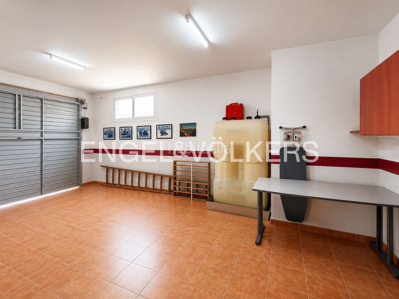 Foto d80a9457-3977-470c-a00e-019d11bd58c7. Casa amb calefacció aparcament piscina a terrabrava - Tordera parc Tordera