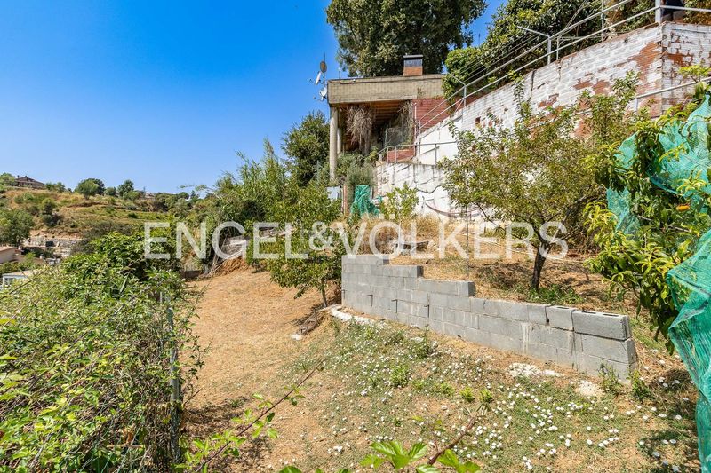 Foto 53e35488-b02c-47e7-98ee-763ff0c98985. Casa amb calefacció aparcament a Can Font-Ca n'Avellaneda Castellar del Vallès