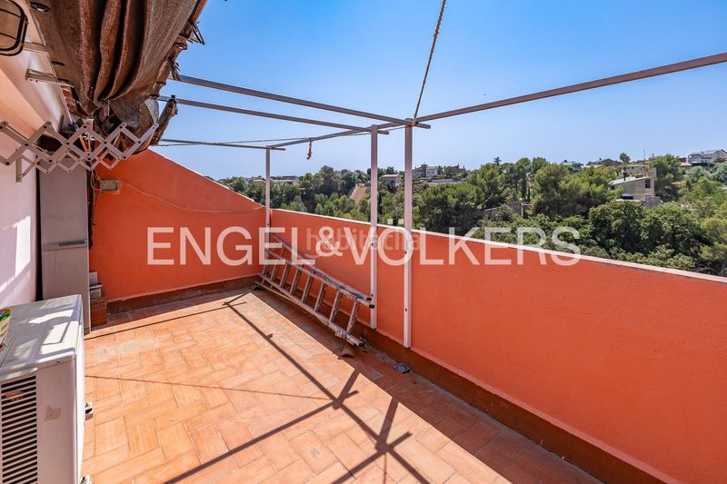 Foto d42cbbcc-99de-4467-b20b-965a190a93e9. Casa amb calefacció aparcament a Can Font-Ca n'Avellaneda Castellar del Vallès