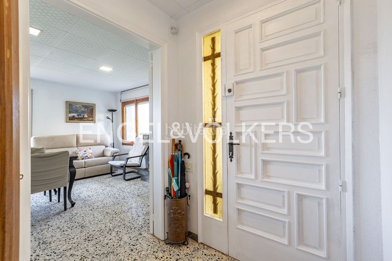 Foto ae8b9a71-7d16-4011-9eff-a2822602783a. Casa amb calefacció aparcament a Matadepera