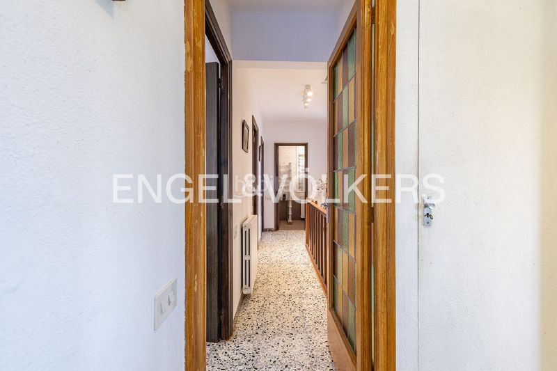 Foto b79728f5-a292-4242-9e09-1da47415aa6c. Casa amb calefacció aparcament a Matadepera