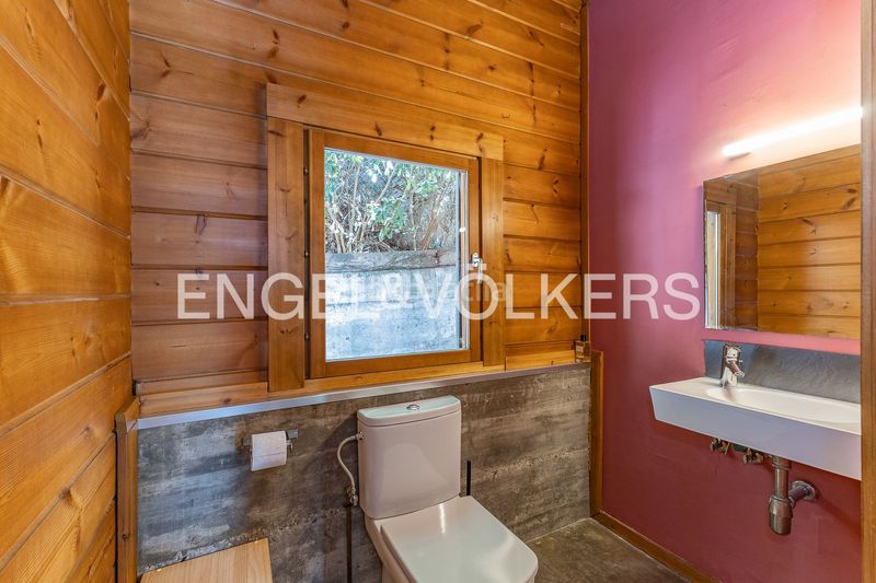 Foto 4694dbfa-5269-4a49-9553-1f04e5828cb8. Casa amb calefacció aparcament piscina a Vallvidrera - Tibidabo - Les Planes Barcelona