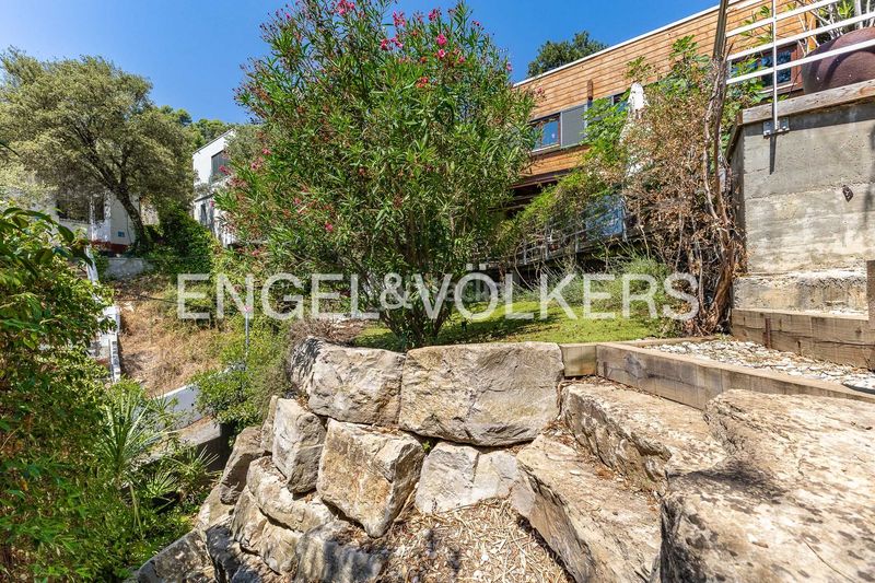 Foto 772693d7-1e97-4f61-a03b-d2ce35eeacd6. Casa amb calefacció aparcament piscina a Vallvidrera - Tibidabo - Les Planes Barcelona