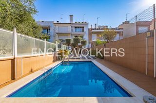 Casa adossada a Creu Alta