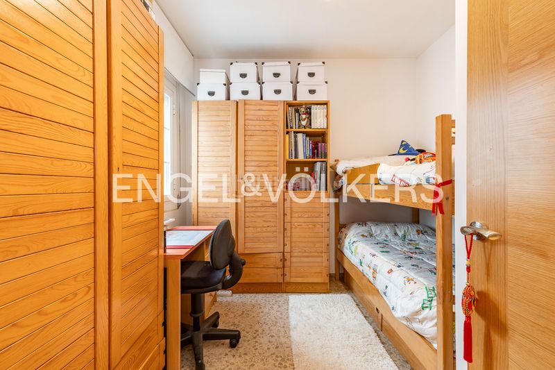 Foto d97a468f-1577-4944-9150-cd64188428d9. Casa adossada amb calefacció aparcament piscina a Sabadell