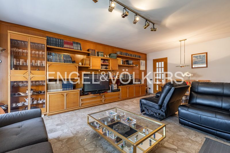 Foto e8f3a5fe-cd88-4965-a7f4-406c13738e62. Casa adossada amb calefacció aparcament piscina a Sabadell
