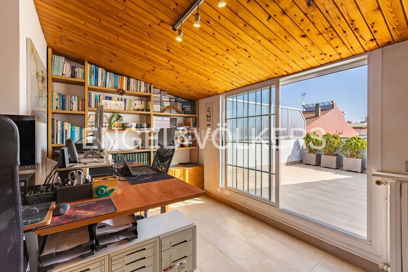 Foto ee0a762d-626d-4457-aa65-9ac5c7e12401. Casa adossada amb calefacció aparcament piscina a Sabadell