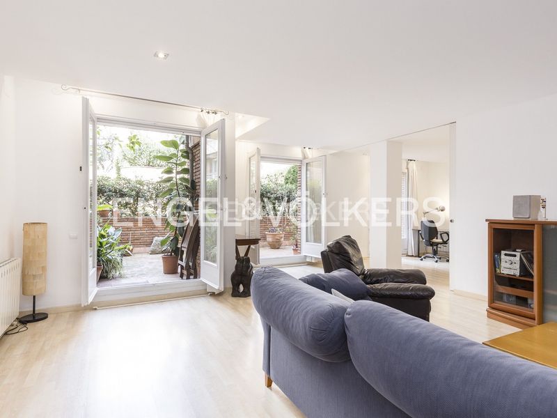 Foto 01582557-e060-4654-9a70-c0e39112c945. Pis amb calefacció a Sarrià Barcelona