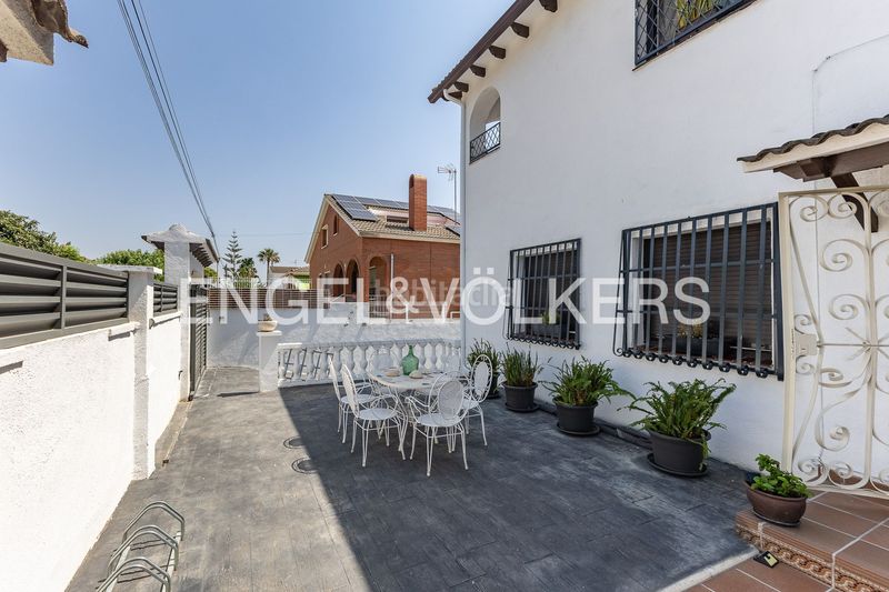 Foto 6e3eb577-7b11-4012-bea2-ea0d2f49733a. Casa amb calefacció piscina a Els Masos - Els Garrofers Coma-ruga