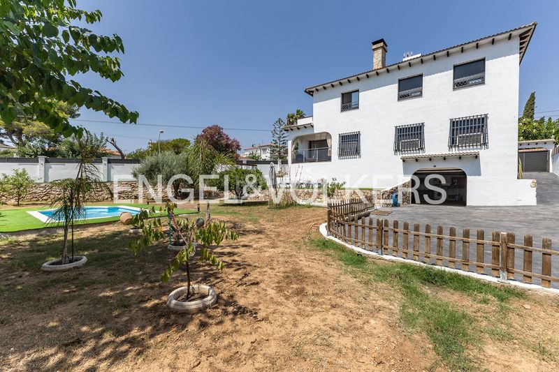 Foto b23edc15-85bb-45c2-9589-204f40f9c9fc. Casa amb calefacció piscina a Els Masos - Els Garrofers Coma-ruga