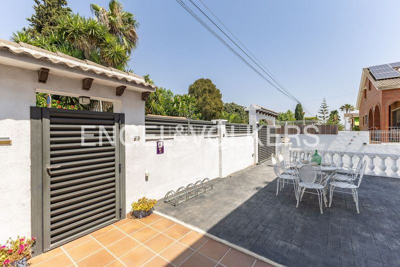 Foto b633ee6a-a05c-49d2-a7a9-3621ed4b614f. Casa amb calefacció piscina a Els Masos - Els Garrofers Coma-ruga