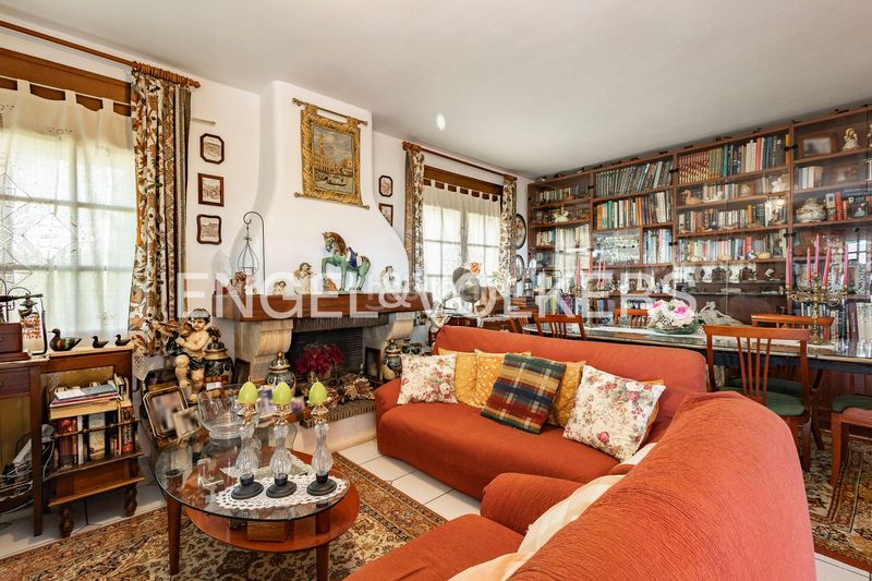 Foto 793154c3-e655-4234-a967-2c26b9191032. Casa amb calefacció aparcament piscina a La Sentiu Gavà