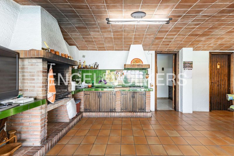 Foto d14024f7-2c7b-4009-8af2-a97faf470056. Casa amb calefacció aparcament piscina a Teià