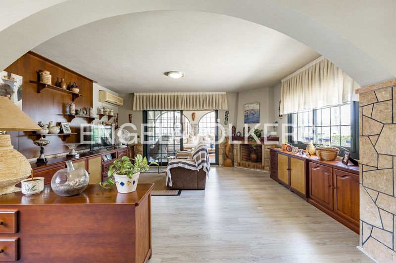 Foto 4233be86-7187-4020-84ab-9afbd0e07d19. Casa amb calefacció aparcament piscina a Mas Mel Calafell