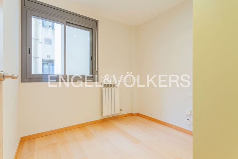 Foto 1c9d6208-7a95-4d17-a5e7-1208086ff5d3. Pis amb calefacció aparcament a La Nova Esquerra de l´Eixample Barcelona