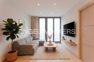 Piso en La Nova Esquerra de l´Eixample. Exclusiva finca moderna con parking incluido en eixample