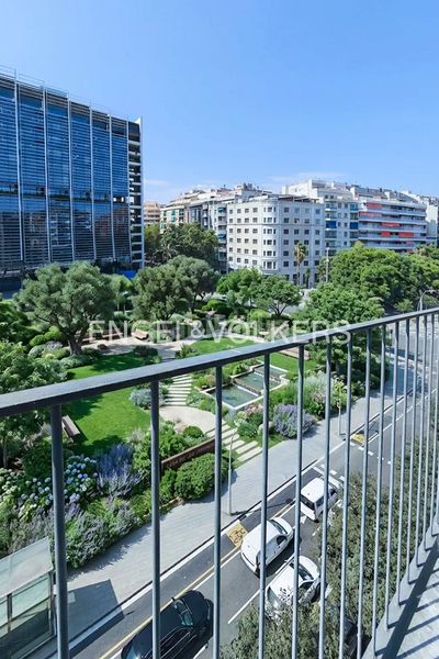 Foto aca81db9-77f9-4d41-ad37-03b0ca4561dc. Pis amb calefacció aparcament a La Nova Esquerra de l´Eixample Barcelona