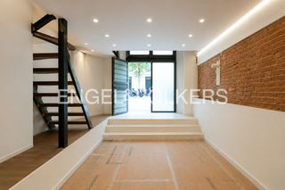 Ground floor in El Poble Sec - Parc de Montjuïc. Dúplex a estrenar con amplia terraza privada en poblesec