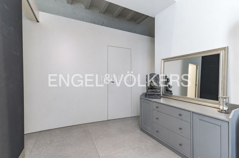Foto 45c74fed-6d2e-4d01-ae87-8615155434e5. Planta baixa amb calefacció a Sants Barcelona
