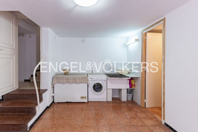 Foto f1bec278-f2a3-4343-b3c7-540935f3a01a. Casa amb calefacció a Centre Mataró