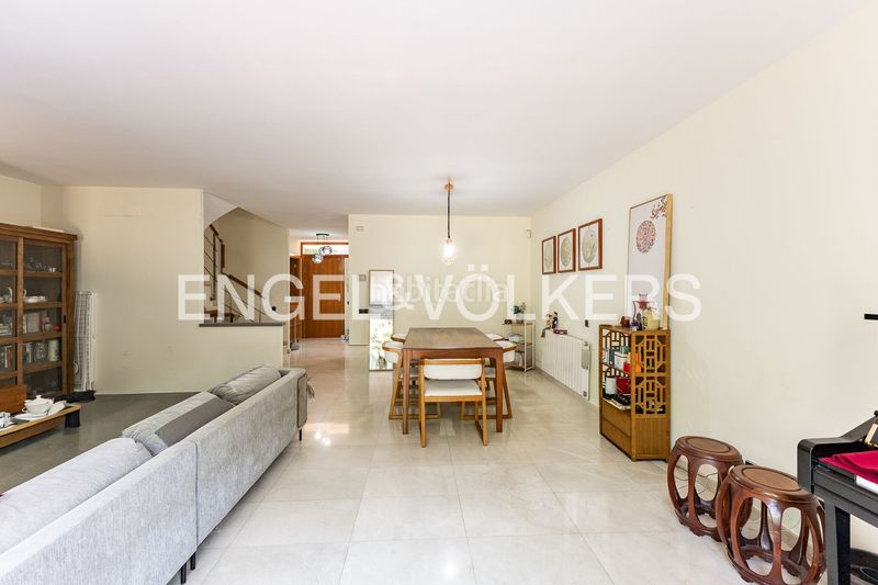 Foto a499401f-48d5-4f11-a643-3491be8fb803. Casa adossada amb calefacció aparcament piscina a Cabrils