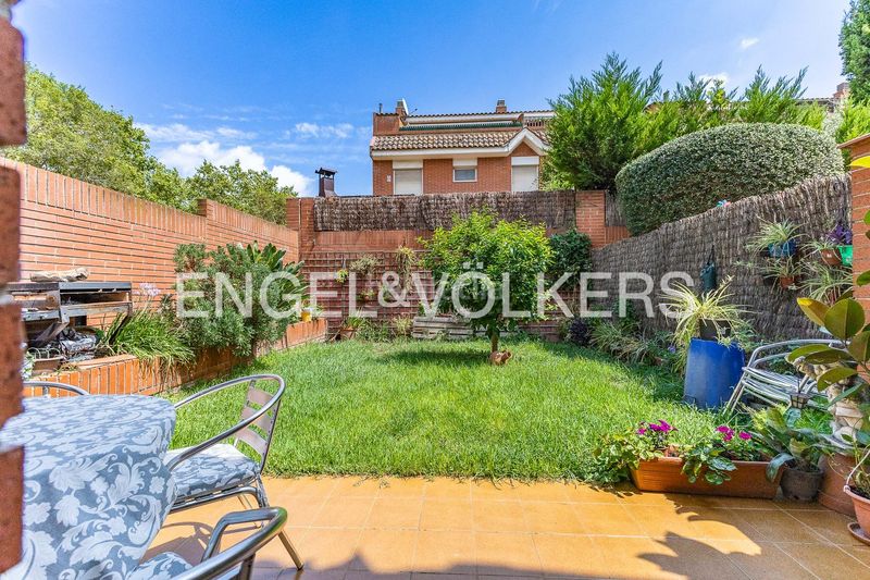 Foto 4c869d09-e869-4a7a-af96-767f1fbd691f. Pis amb calefacció aparcament a Ca n´Alzamora Rubí