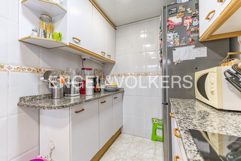 Foto a2da981f-ba03-437d-bbc1-33c464585bab. Pis amb calefacció aparcament a Ca n´Alzamora Rubí