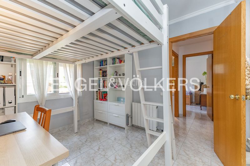 Foto e8e42e47-da0e-40b7-af27-f38b2bb9f501. Pis amb calefacció aparcament a Ca n´Alzamora Rubí