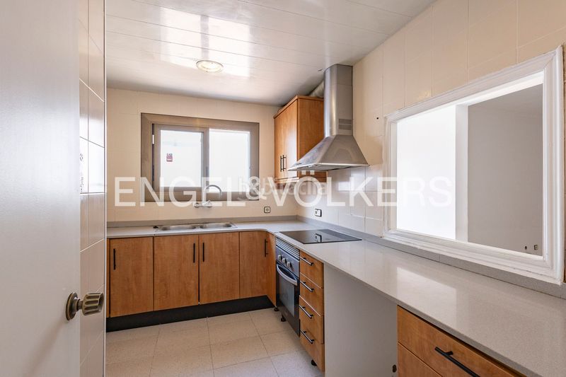 Foto fa6b36dc-be8a-4e96-ba75-f73cdaab6a7e. Haus mit heizung in Santa Coloma de Cervelló