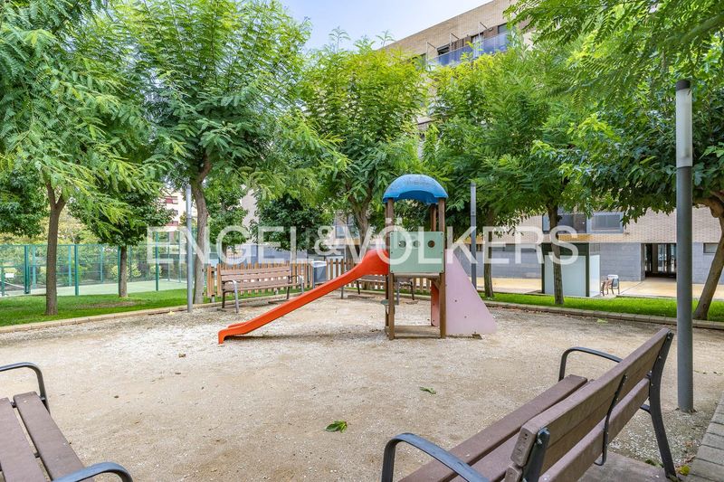Foto b2851718-b0f5-4895-bf62-005c492bd8ab. Pis amb calefacció aparcament piscina a Can Llong Sabadell