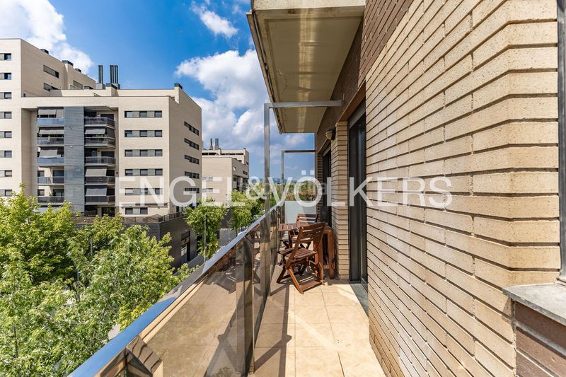 Foto d81769a1-d4e3-4d59-ada5-72ec26b23124. Pis amb calefacció aparcament piscina a Can Llong Sabadell