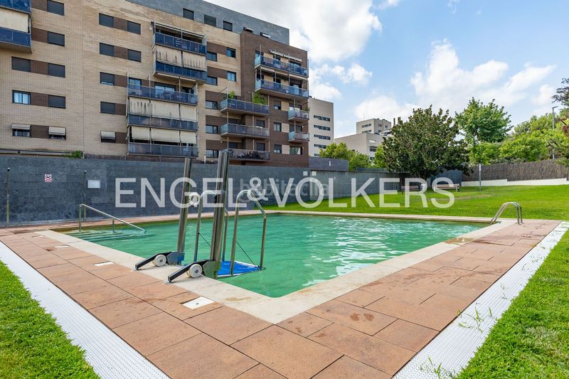 Foto ebf7108d-f233-40f5-ac63-da5263f9a342. Pis amb calefacció aparcament piscina a Can Llong Sabadell