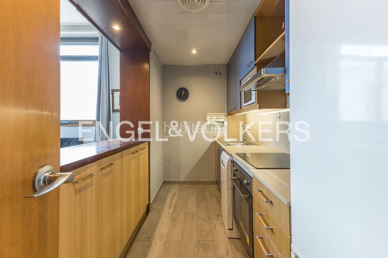 Foto 8baad1a0-abb3-4522-ad42-b98bd519a7bd. Pis amb calefacció a Dreta de l´Eixample Barcelona