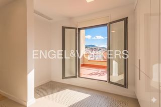 Àtic a Putget - Farró. Ático reformado con terraza, doble orientación y vistas panorámi