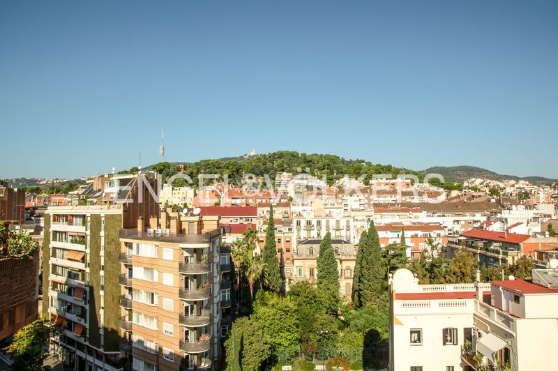 Foto a838165e-f2ba-4bae-9726-468e1e026316. Àtic amb calefacció a Putget - Farró Barcelona