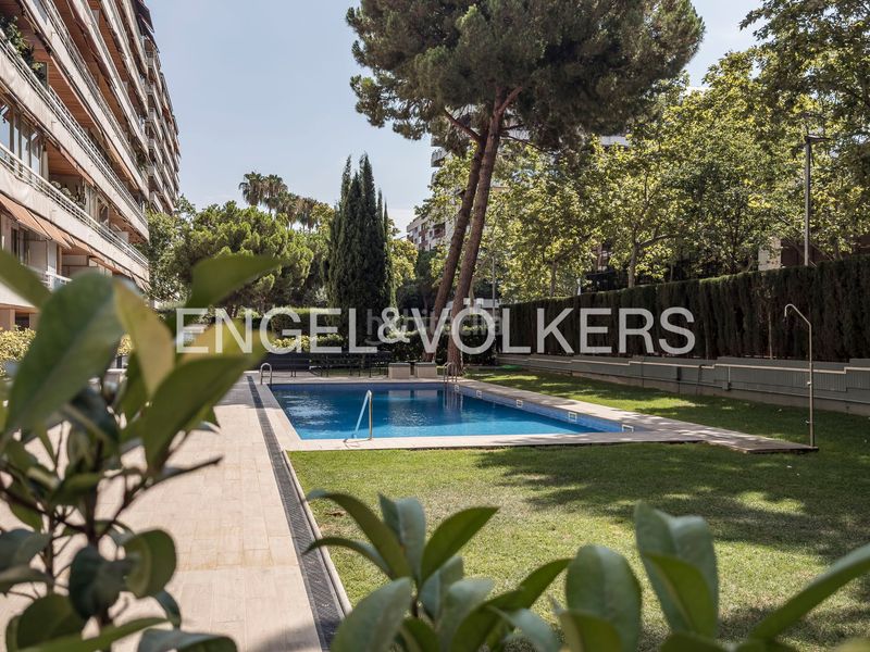 Foto 956f74da-7a7d-458d-9aab-f05503f2db4c. Pis amb calefacció aparcament piscina a Pedralbes Barcelona