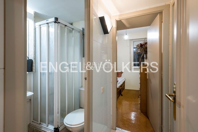 Foto dea2bf99-f852-406f-b241-9a60bd95b2b9. Pis amb calefacció aparcament piscina a Pedralbes Barcelona