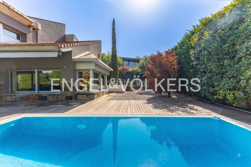 Foto 80d6a512-b887-47b4-be7d-8414266cec83. Casa excepcional casa en el Arxiu de sant cugat en Sant Cugat del Vallès